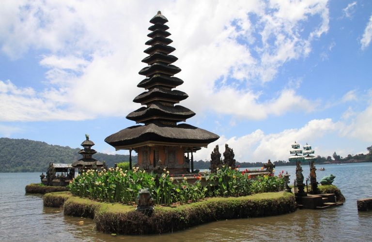 Ulun Danu Beratan Temple on Lake Beratan in Bali - things to do in Bali