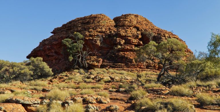 red rock landscape australia representing remote scenery beyond typical day trips from sydney ✅ Caption ✅ Description