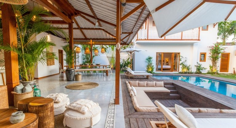 Bali travel cost guide showing a luxury private villa with swimming pool and tropical design in Bali