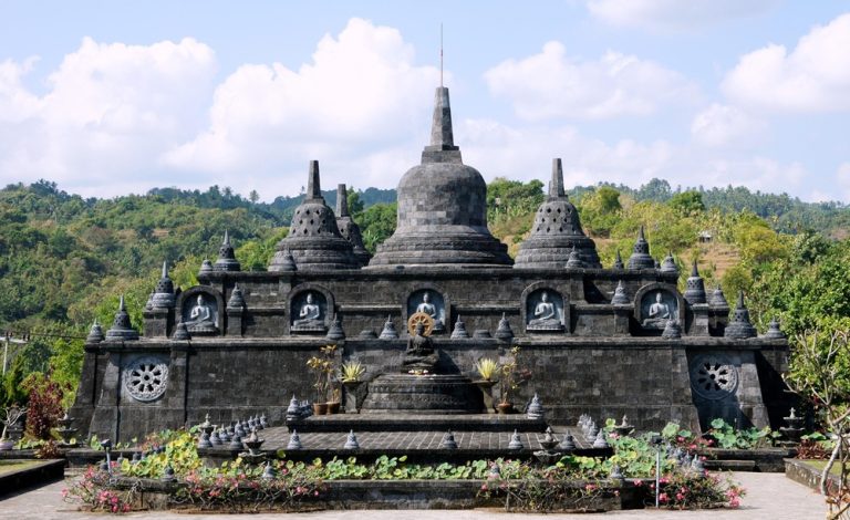 Brahma Vihara Arama Buddhist temple in northern Bali, a cultural attraction reachable when planning how to get around Bali Caption: Description: