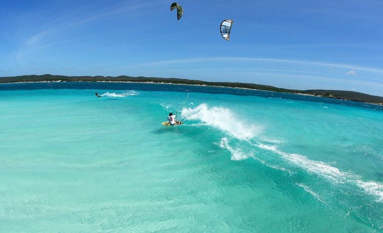 Kitesurf sur la Mer d’Émeraude dans le nord de Madagascar