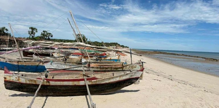 Quand partir à Madagascar pour découvrir les plages et villages côtiers de l'île Caption Description