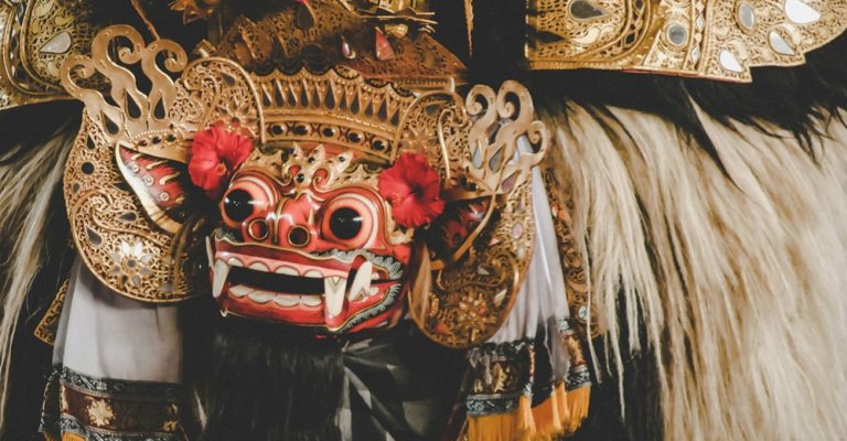 Best time to visit Bali for traditional Balinese ceremonies, festivals, and cultural performances