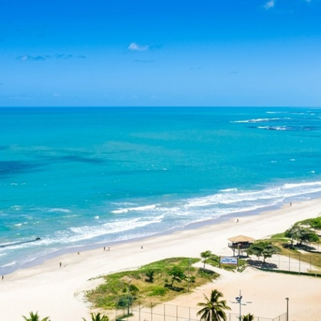 Turquoise coastline and tropical beaches featured in this Northeast Brazil travel guide