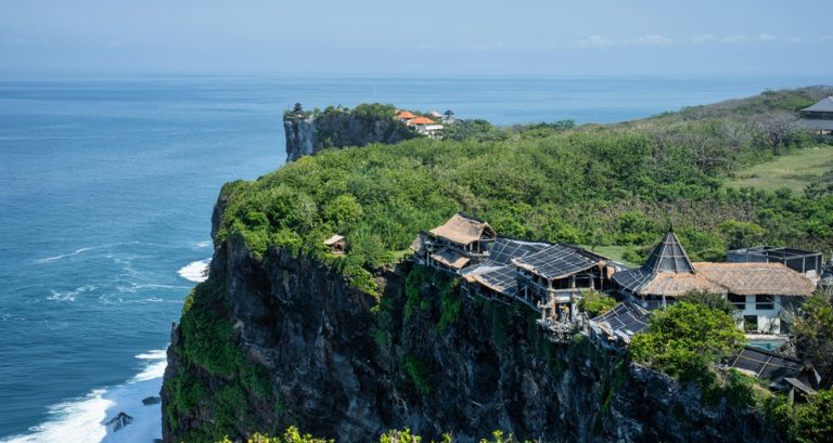 Dramatic cliffs and ocean views in Uluwatu, Bali, highlighting Bali travel tips for choosing the right area and exploring the island's coastal landscapes