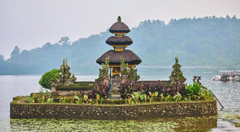 best temples in bali featuring Ulun Danu Beratan Temple surrounded by Lake Beratan