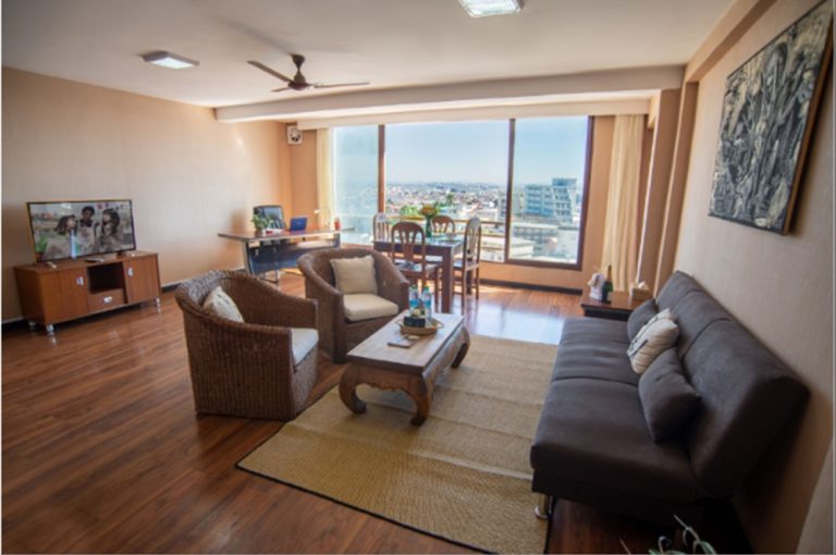 Appartement loft spacieux du Grand Appart'Antaninarenina avec vue sur la ville d’Antananarivo