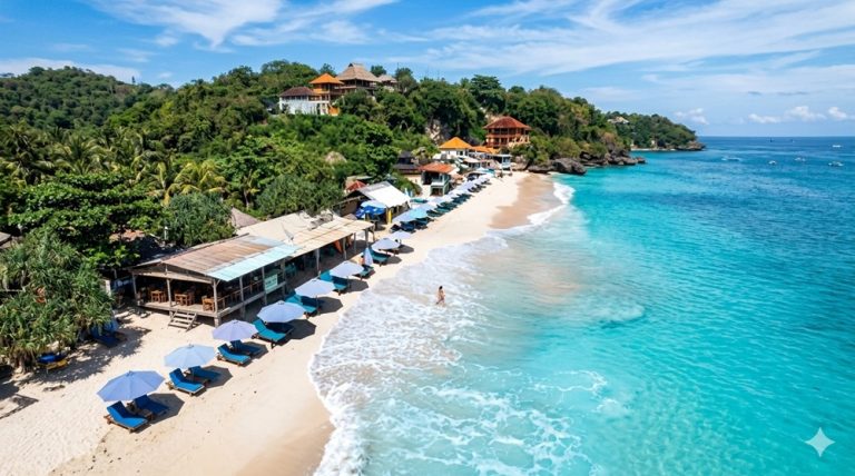 White sand and turquoise water at Thomas Beach featured in this Uluwatu travel guide