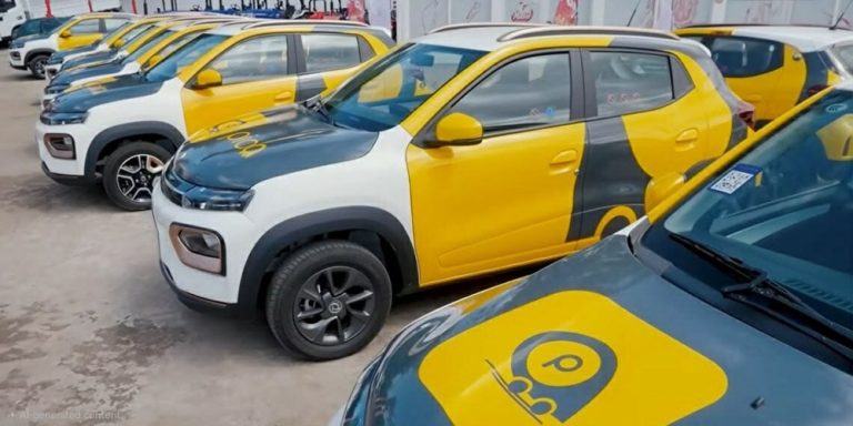 Piqla ride-hailing cars in Antananarivo, Madagascar Caption: Description: