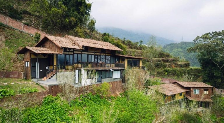 Sapana Mountain Retreat overlooking the mountains and rice terraces of Sapa, northern Vietnam